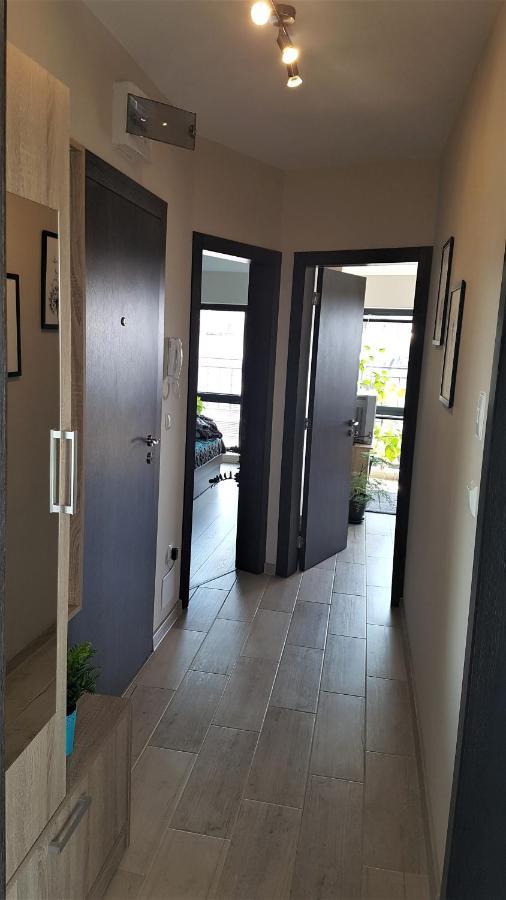 Azzurro-Top Floor Apartment In Quiet Neighborhood, Free Private Parking Warna Exterior foto
