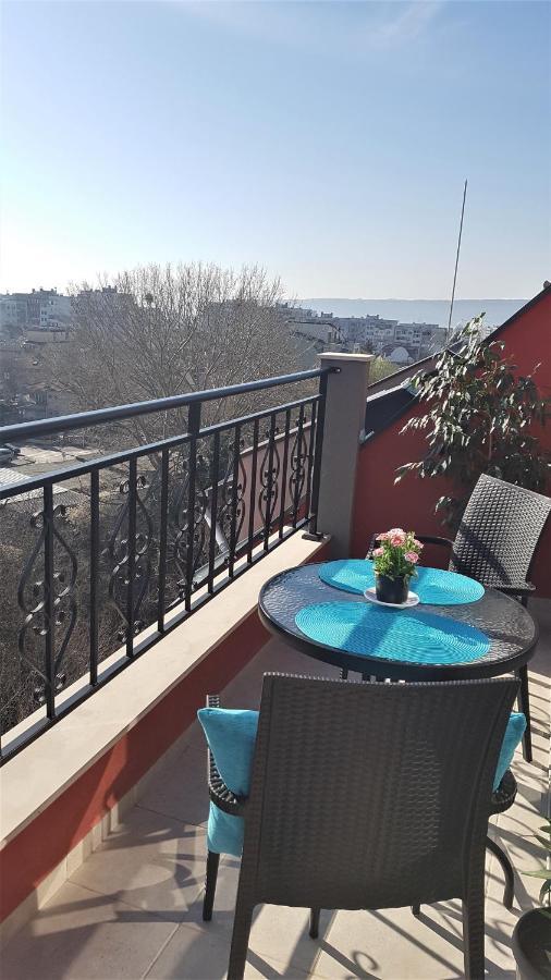 Azzurro-Top Floor Apartment In Quiet Neighborhood, Free Private Parking Warna Exterior foto